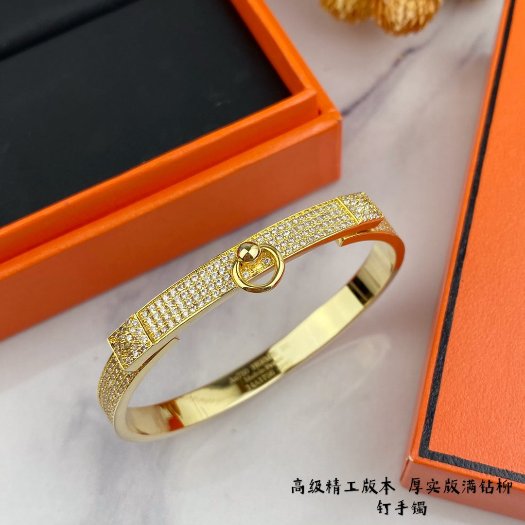 18K Collier De Chien Diamond Hermes Bracelet