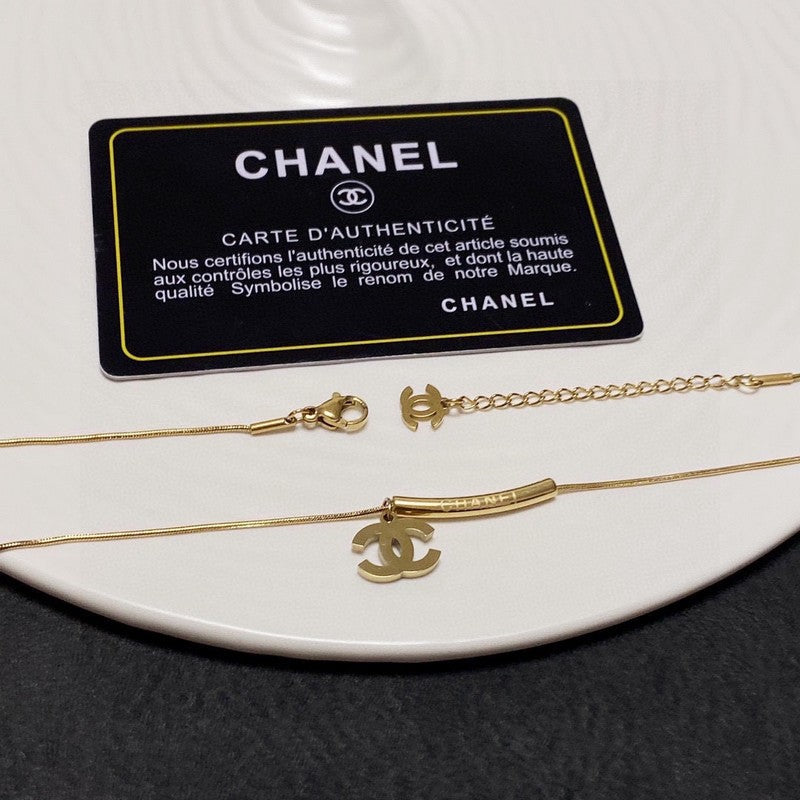 18K  Chanel Gold Necklace