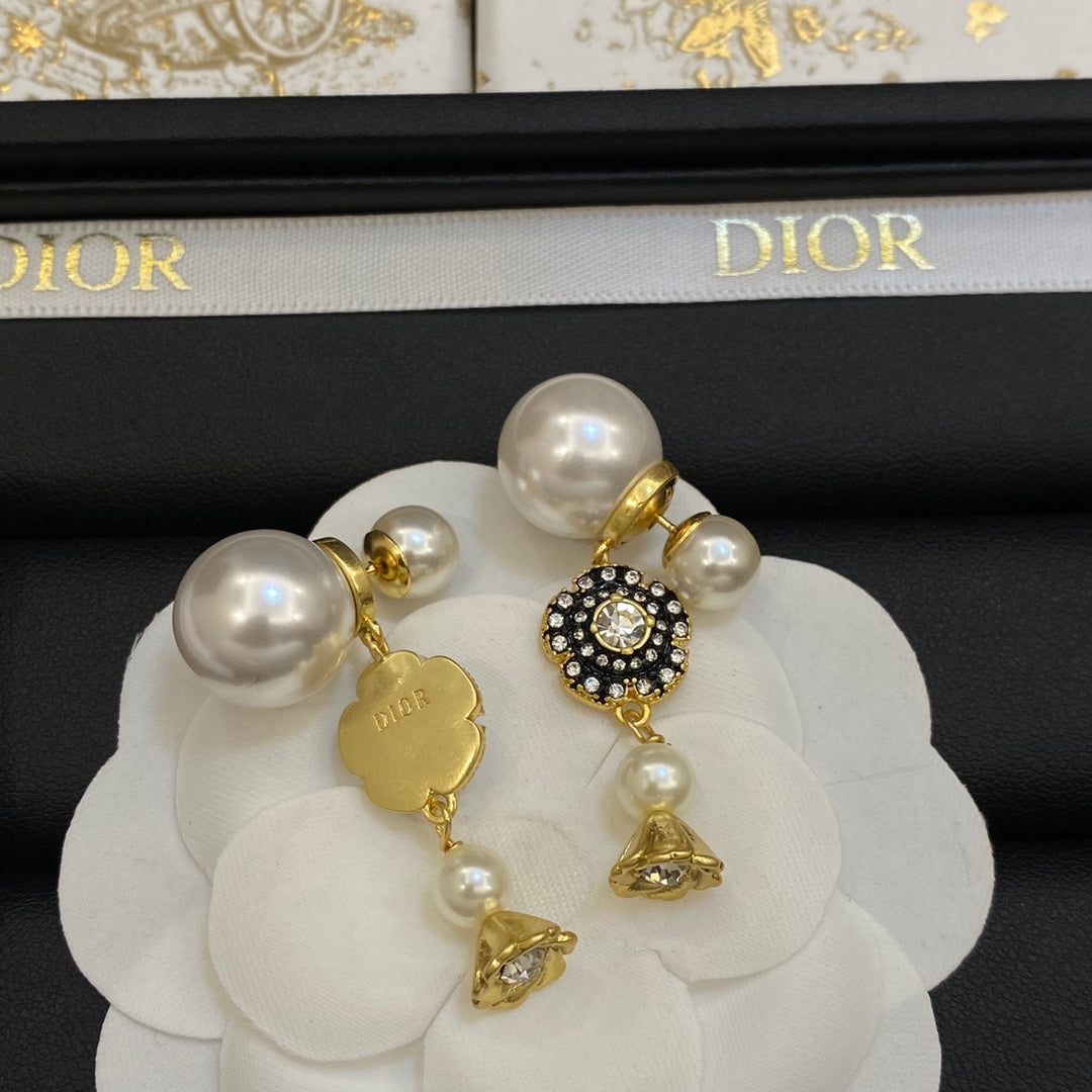 18K Dior Tribales Earrings