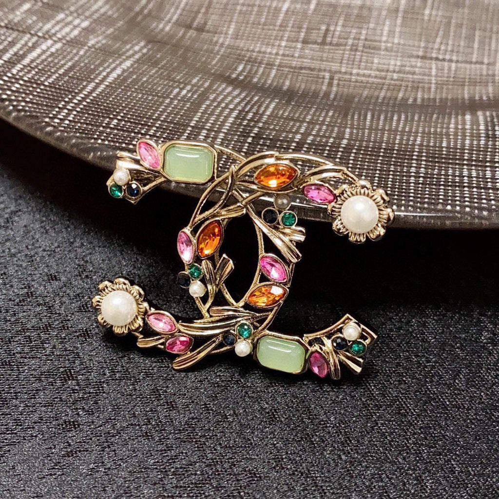 18K  Chanel Crystal Flower Brooch