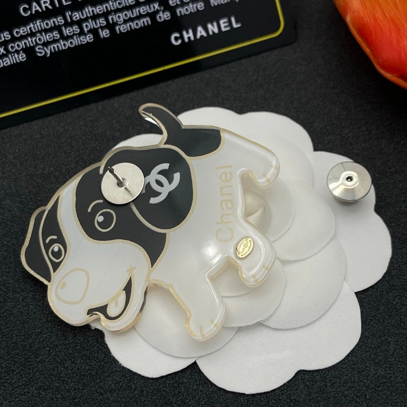 18K  Chanel Dog Brooch