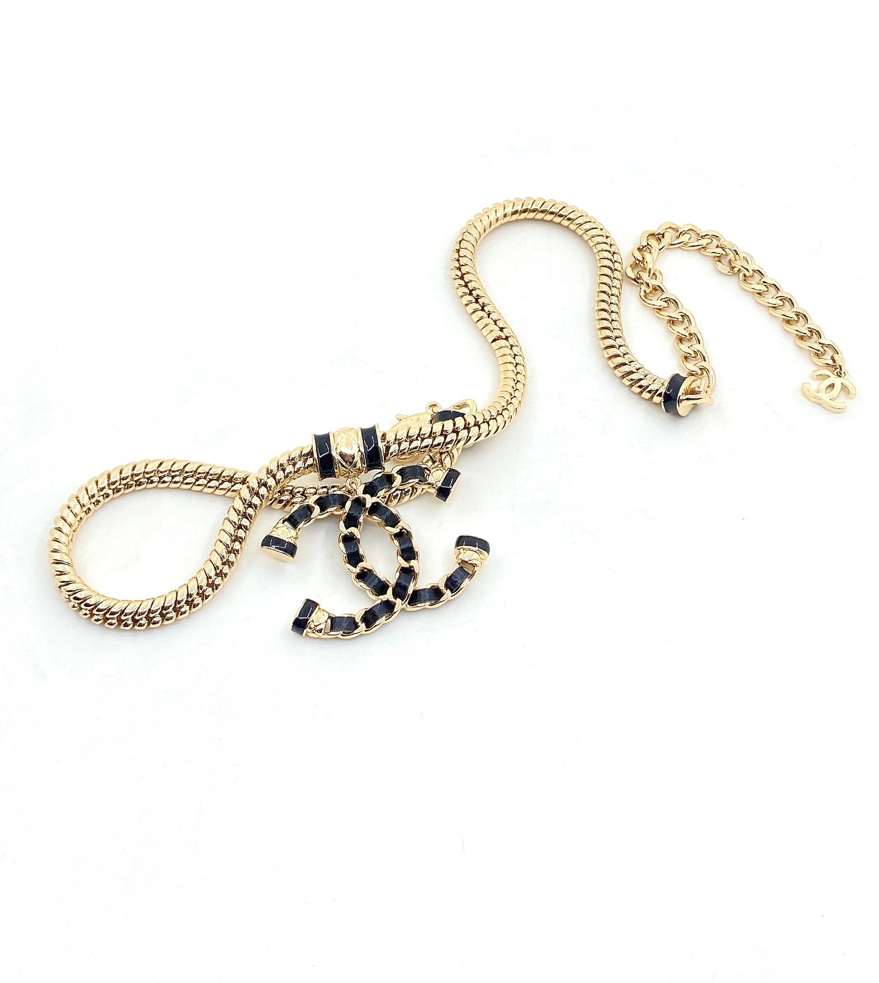 18K  Chanel Leather Chain Necklace