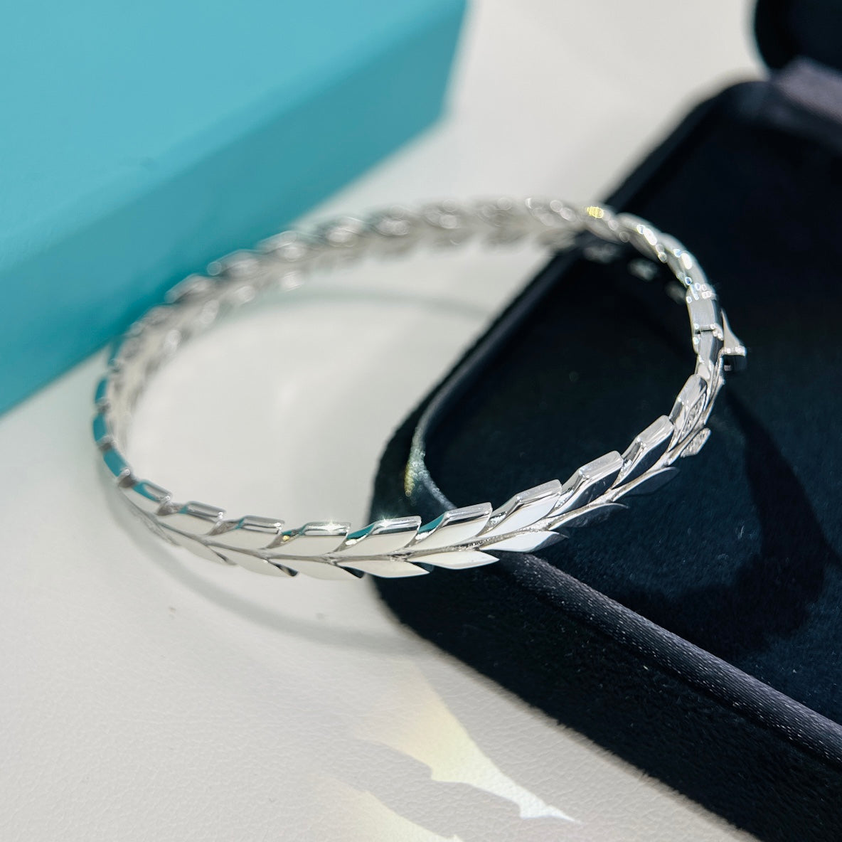 18K Tiffany Victoria Vine Diamonds Bracelet