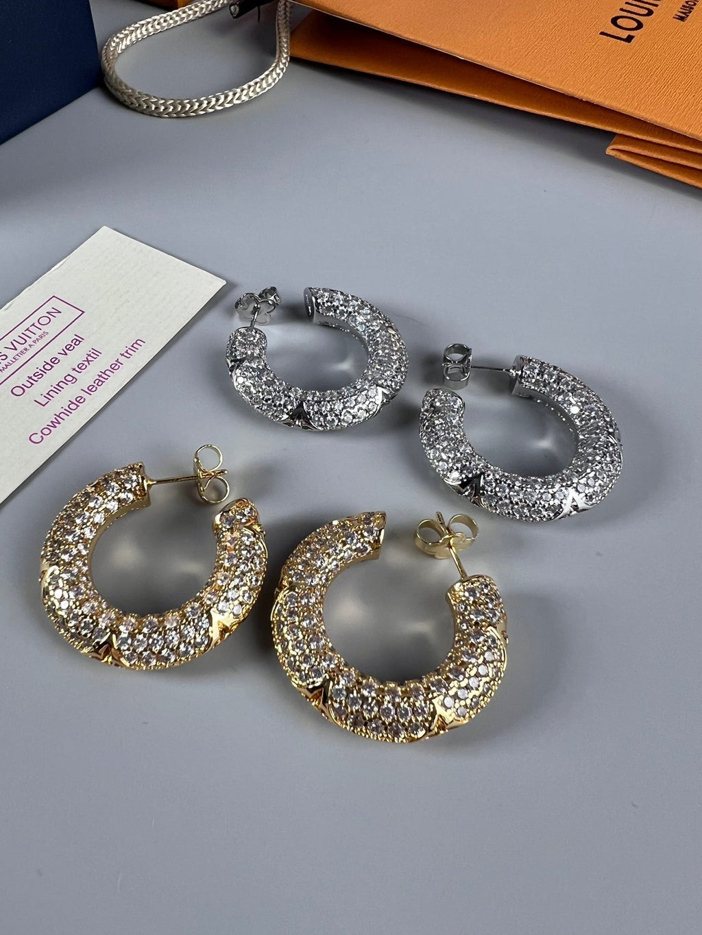 18K Louis Vuitton Circle Diamonds Earrings