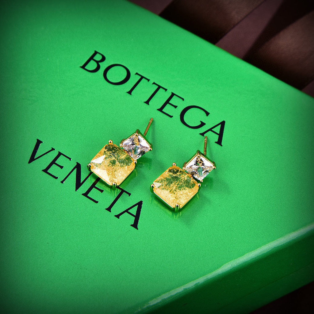 18K BVLGARI Crystals Earrings