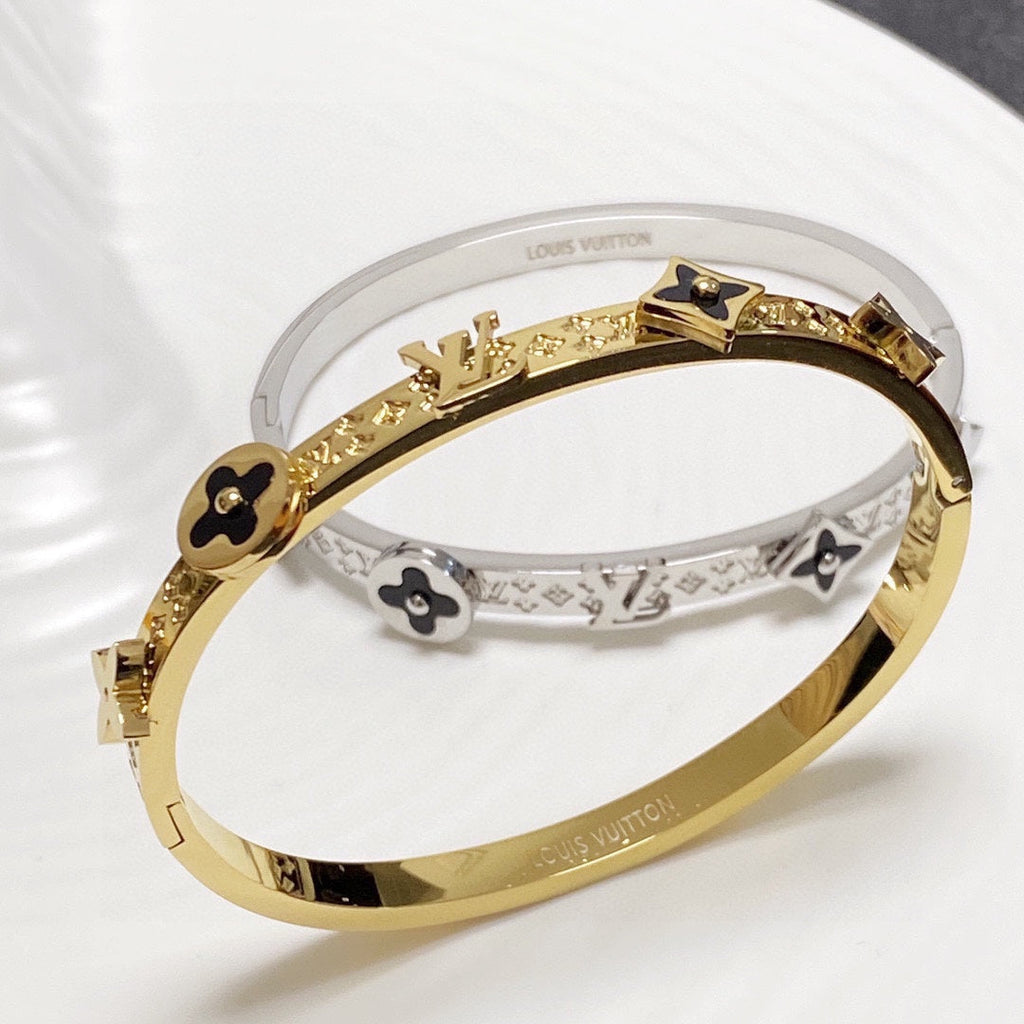 18K Louis Vuitton Blossom Bracelet