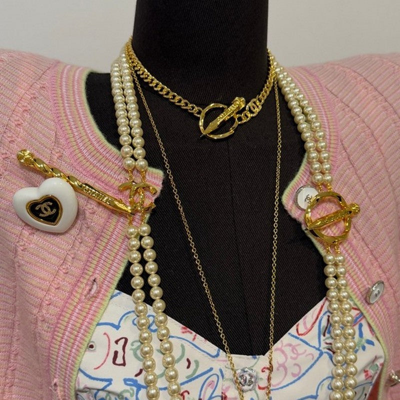 18K  Chanel 25K Pen Choker Necklace