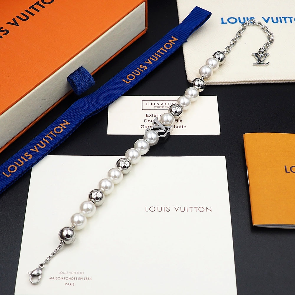 18K Louis Vuitton Monogram White Pearls Bracelet