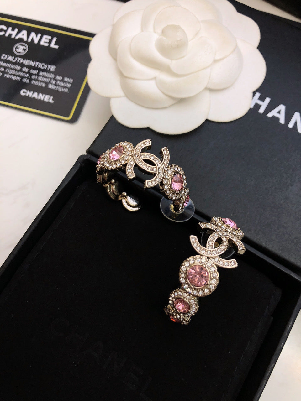 18K  Chanel Flowers Earrings