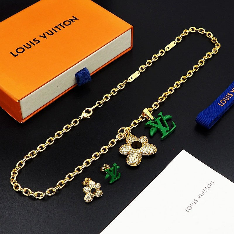 18K Louis Vuitton Blossom Green Diamond Earrings